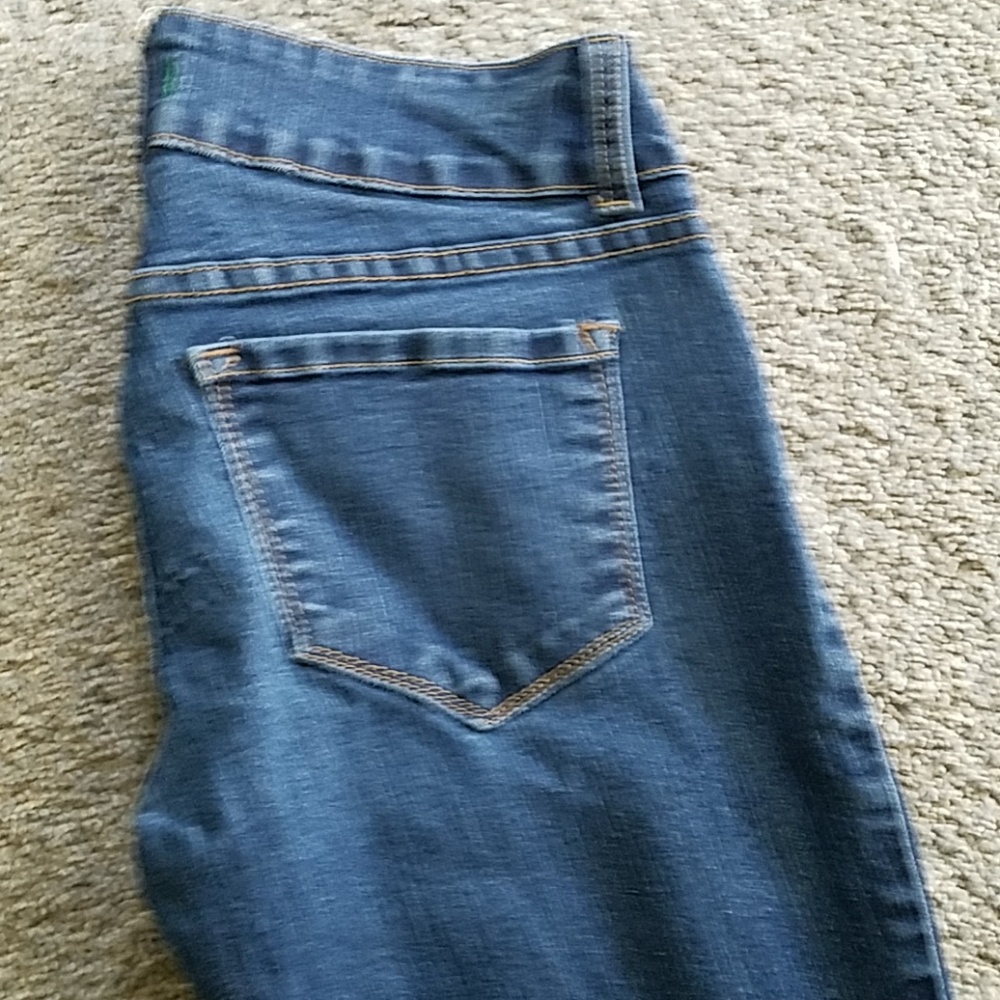 Jeans - Picture 3 of 4